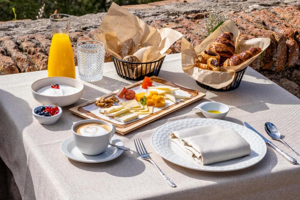 soho boutique castillo de santa catalina malaga food